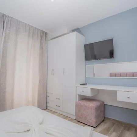 Klebrido 3*
