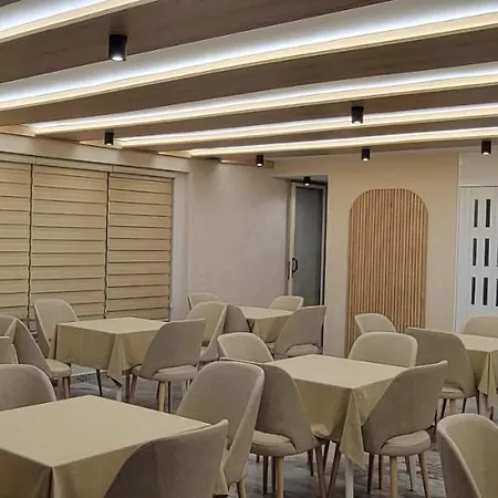 酒店 Klebrido Durrës