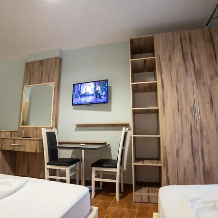 酒店 Klebrido Durrës